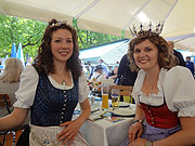 Maria Krieger, Bayerische Bierkönigin und Katharina Schlattl, Bayerische Milchkönigin (©Foto: Martin Schmitz)